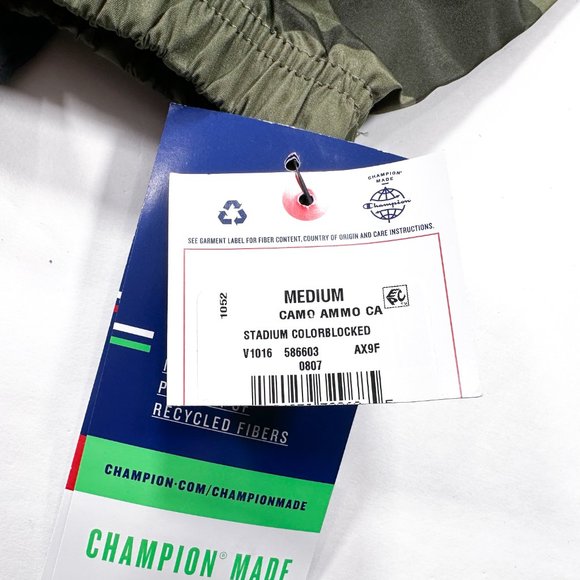 Champion Men's M 1/2 Zip Hooded Windbreaker Rain Jacket Camo Colorblocked NEW - Picture 5 of 7